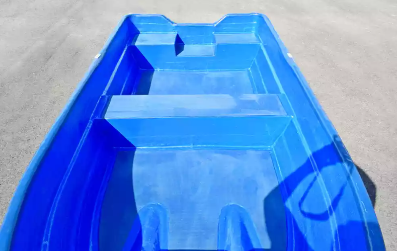 Стеклопластиковая лодка Neman-340 (тримаран) в Кемерово