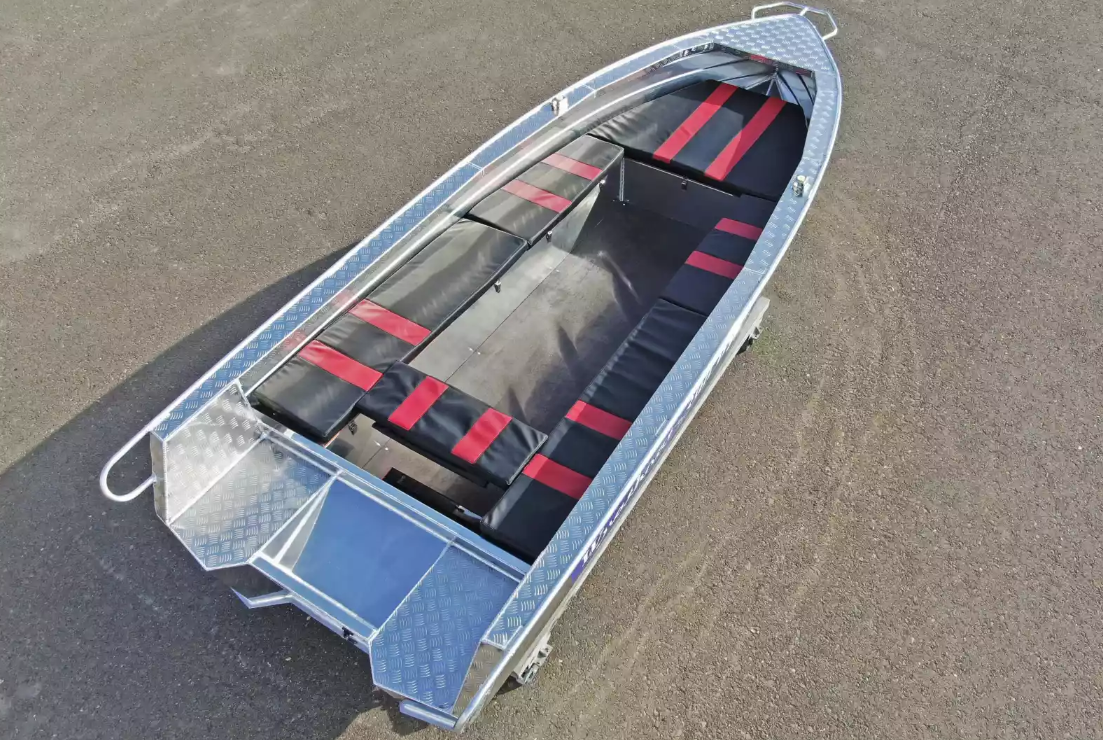 Алюминиевая лодка Wyatboat-390РМ увеличенный борт в Кемерово