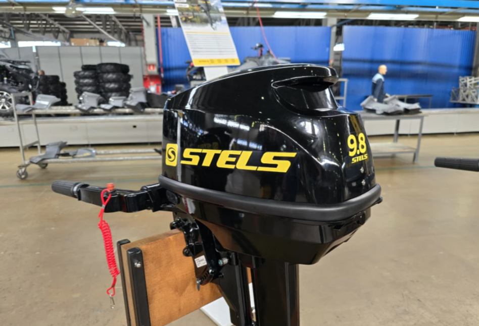 Лодочный мотор STELS 9.8HP в Кемерово