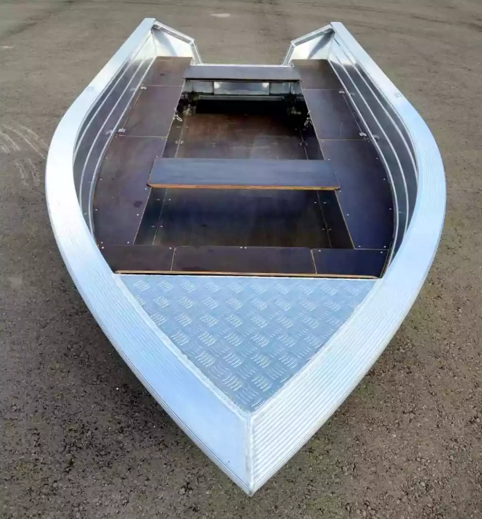 Алюминиевая лодка Неман-400 в Кемерово