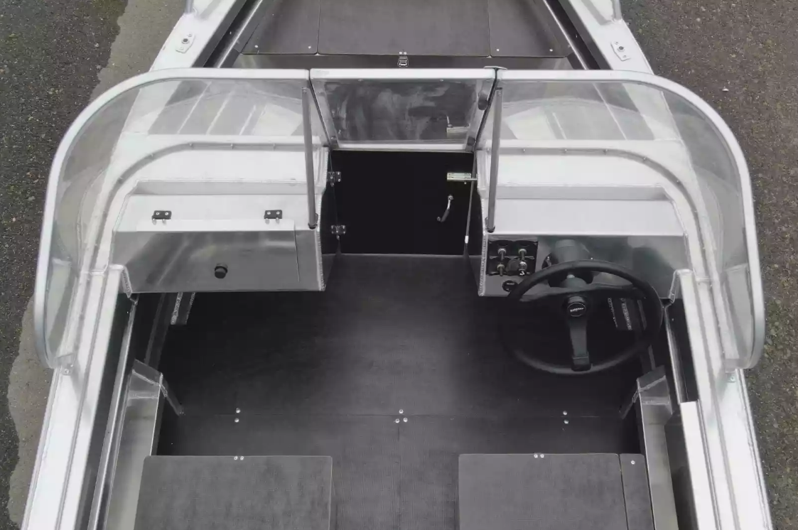 Алюминиевая лодка  Neman-400 DC в Кемерово