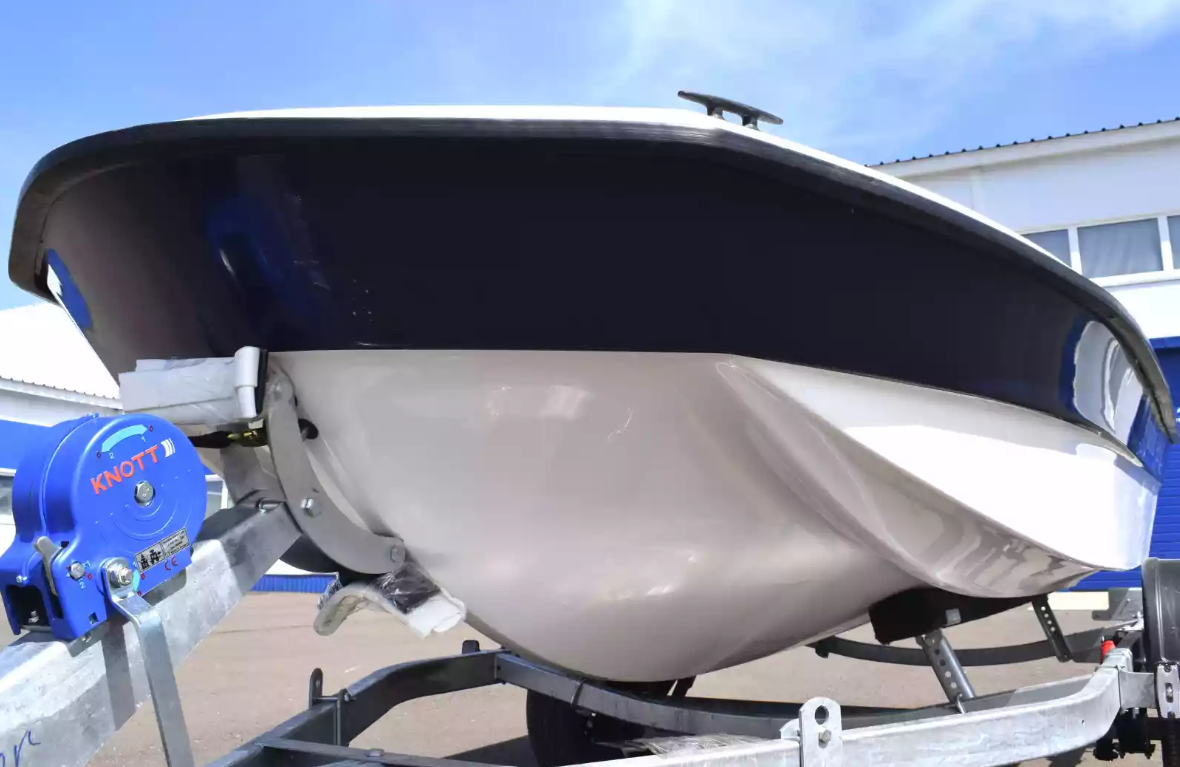 Стеклопластиковая лодка Wyatboat 430 тримаран в Кемерово