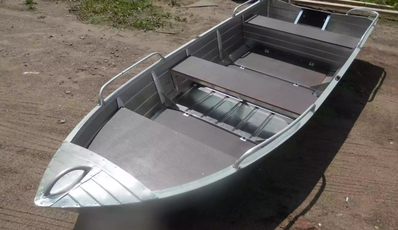 Алюминиевая лодка Вятка-Профи 32 в Кемерово