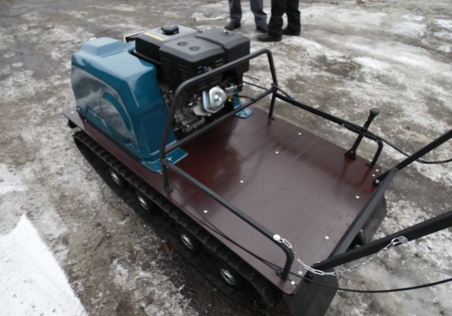 Мотобуксировщик AhtaR LR13 с реверс-вариатором Буран (задний ход) в Кемерово