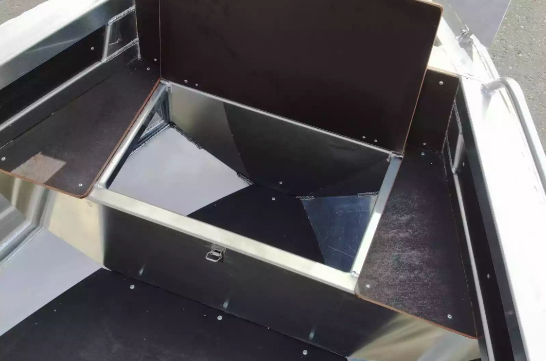 Алюминиевая лодка  Неман-480 Р в Кемерово