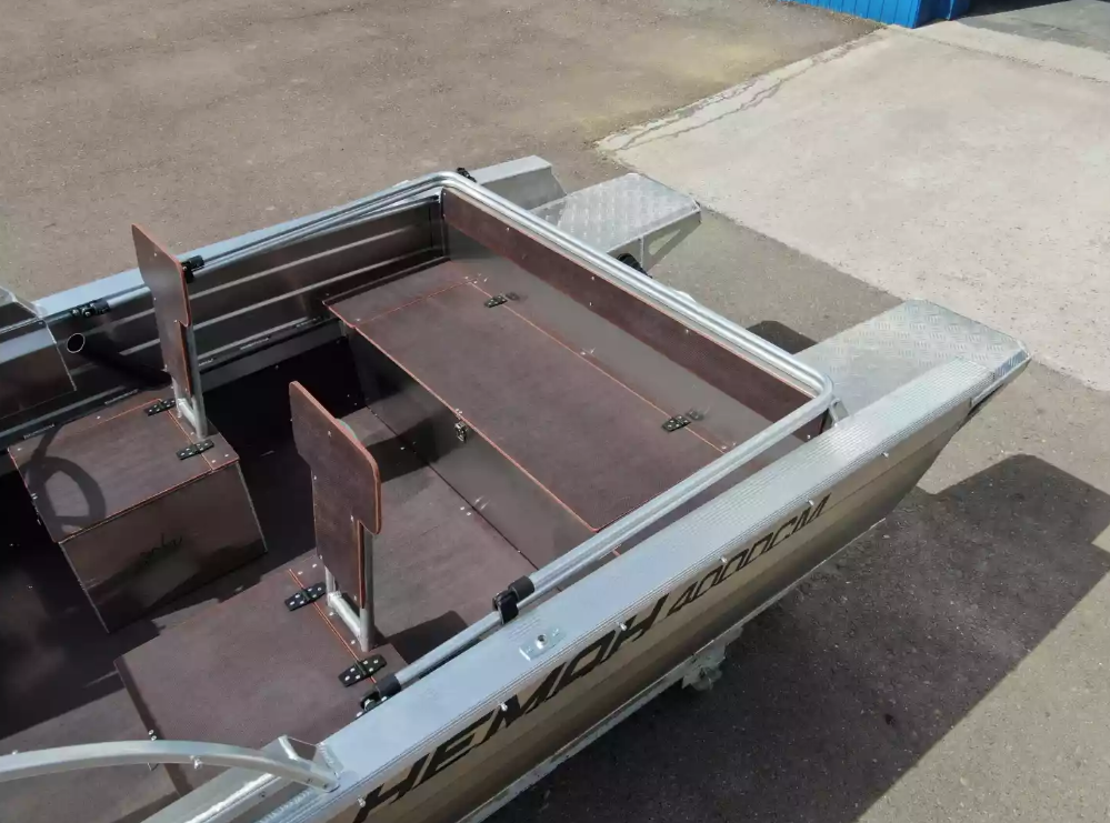 Алюминиевая лодка  Неман-400 DCM NEW в Кемерово