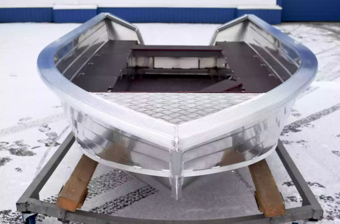 Алюминиевая лодка Неман-400 в Кемерово