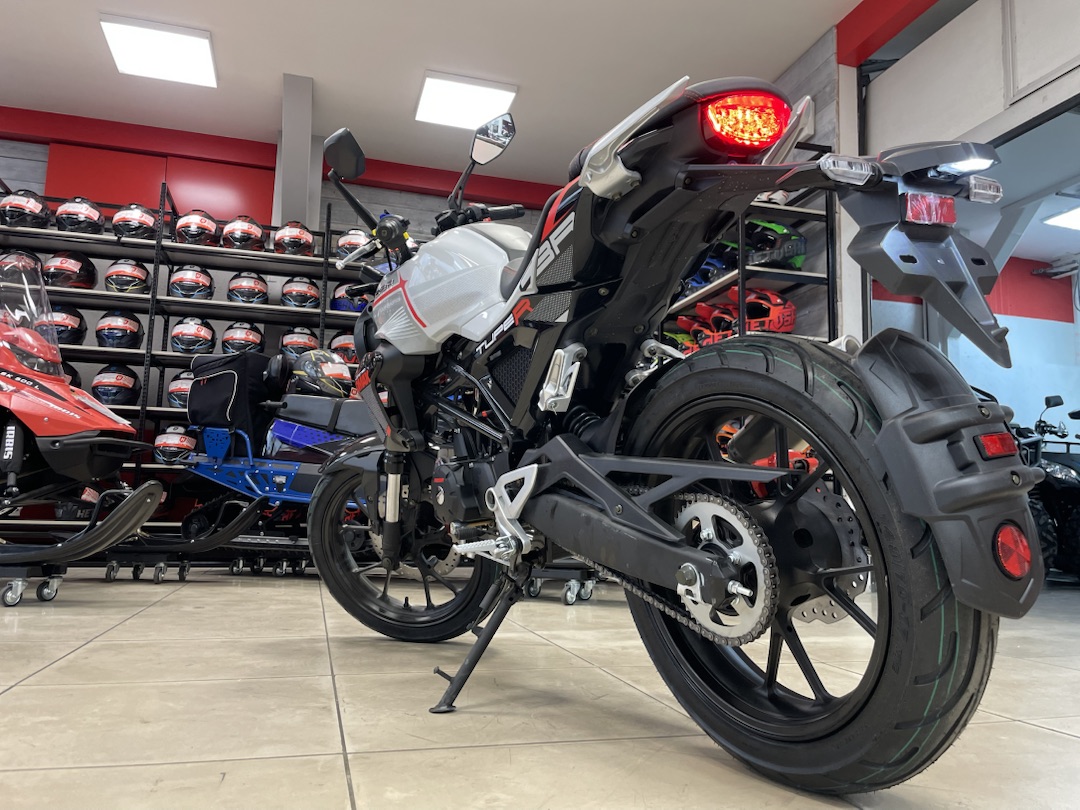 Мопед PROMAX CB150R (49) в Кемерово