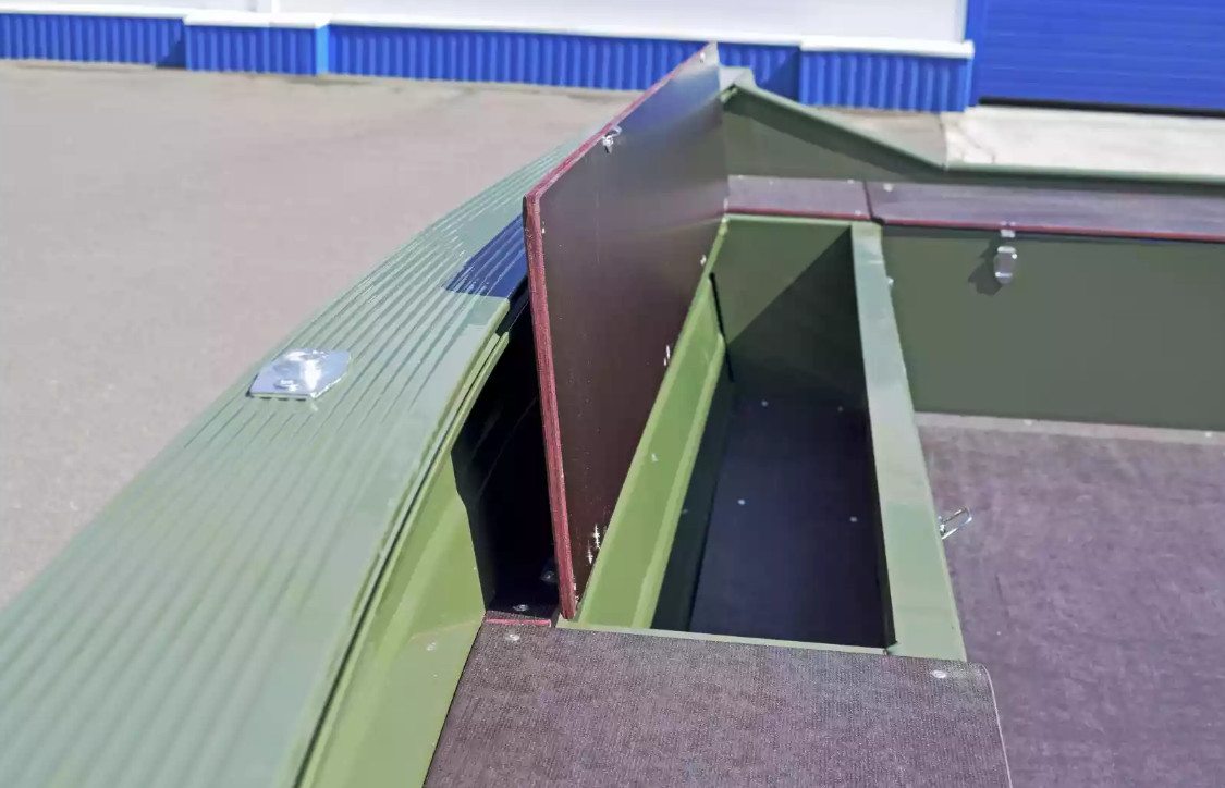 Алюминиевая лодка  Wyatboat-430 Master Fish в Кемерово