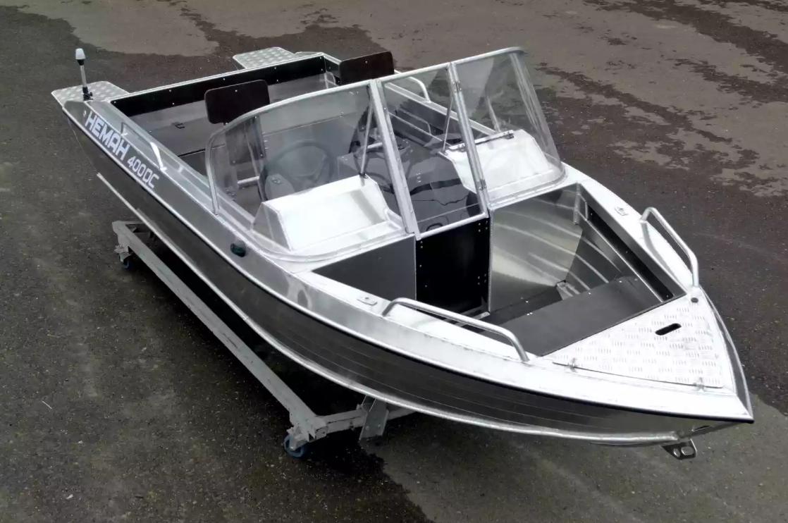 Алюминиевая лодка  Neman-400 DC в Кемерово