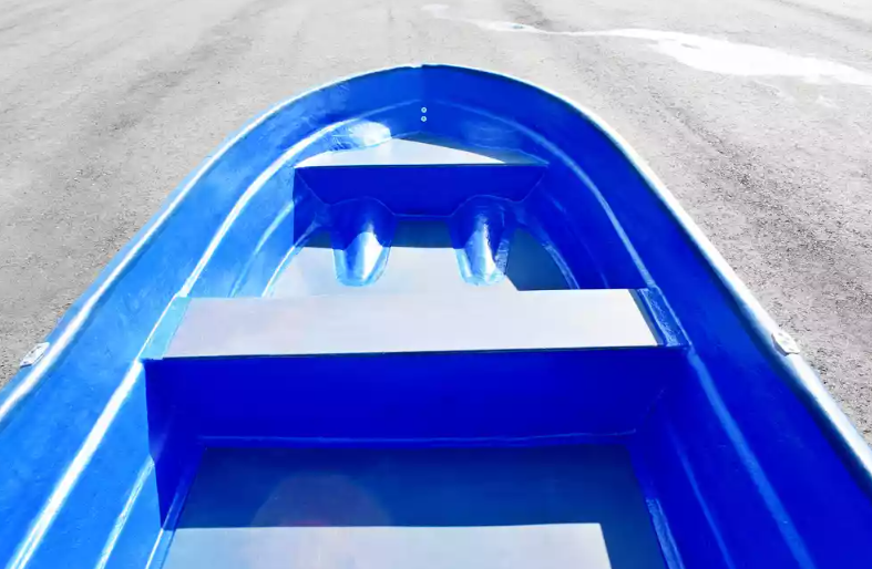 Стеклопластиковая лодка Neman-340 (тримаран) в Кемерово