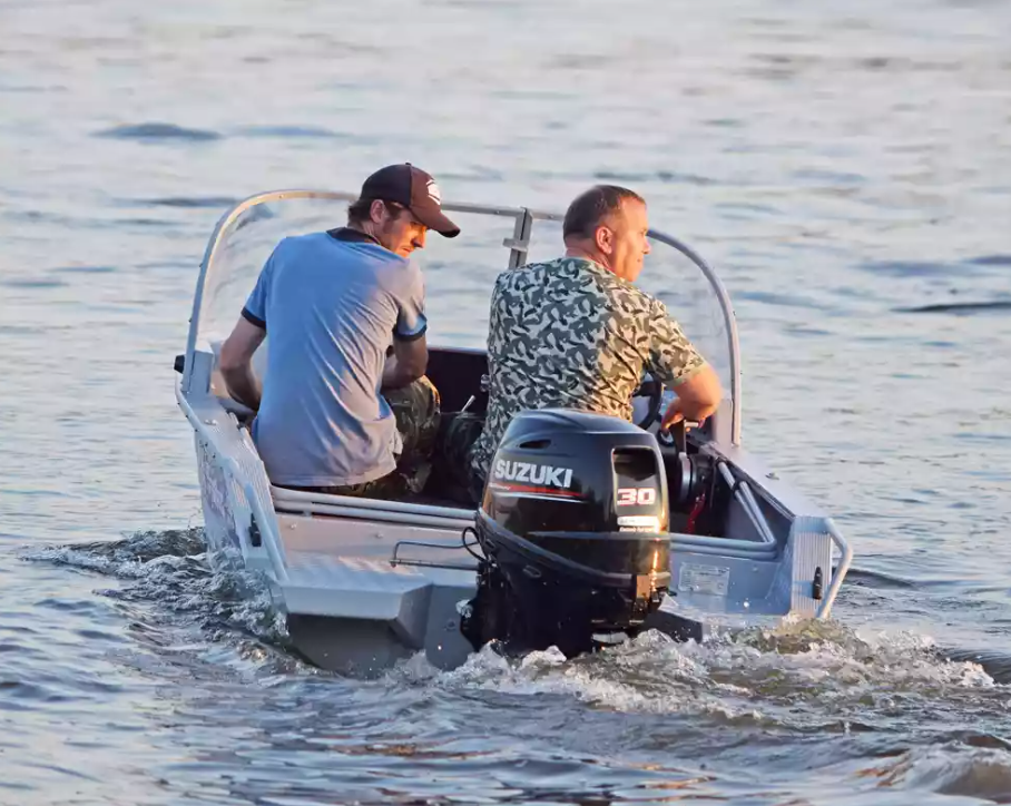 Алюминиевая лодка Wyatboat-390 DCM в Кемерово