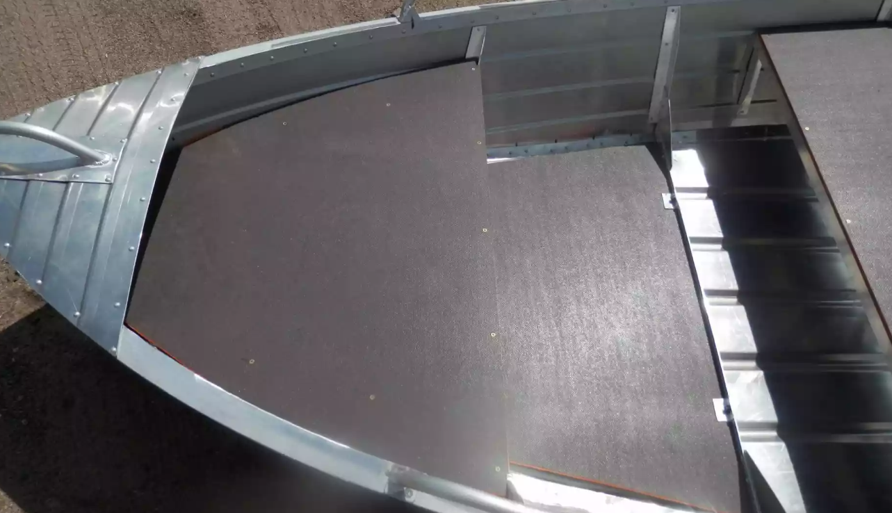 Алюминиевая лодка Вятка-Профи 32 в Кемерово