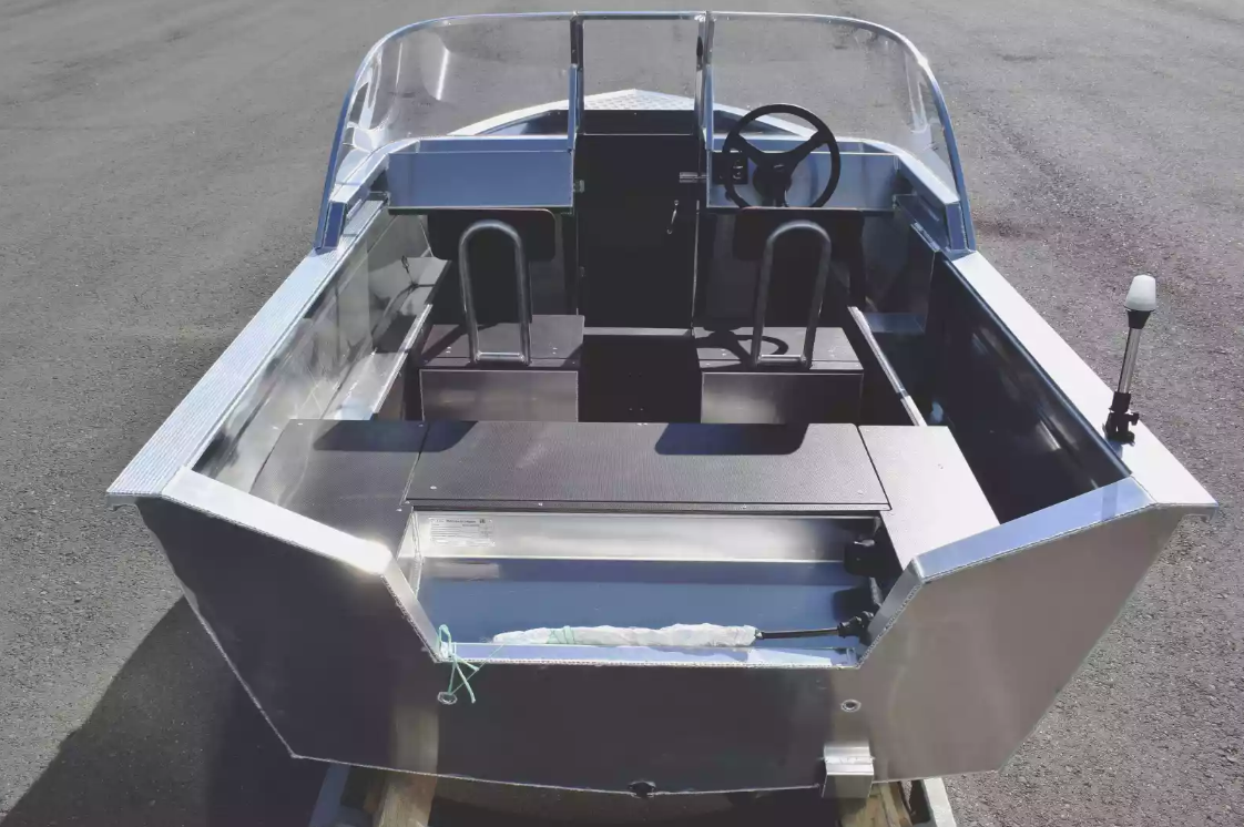 Алюминиевая лодка  Неман-400 DCM в Кемерово