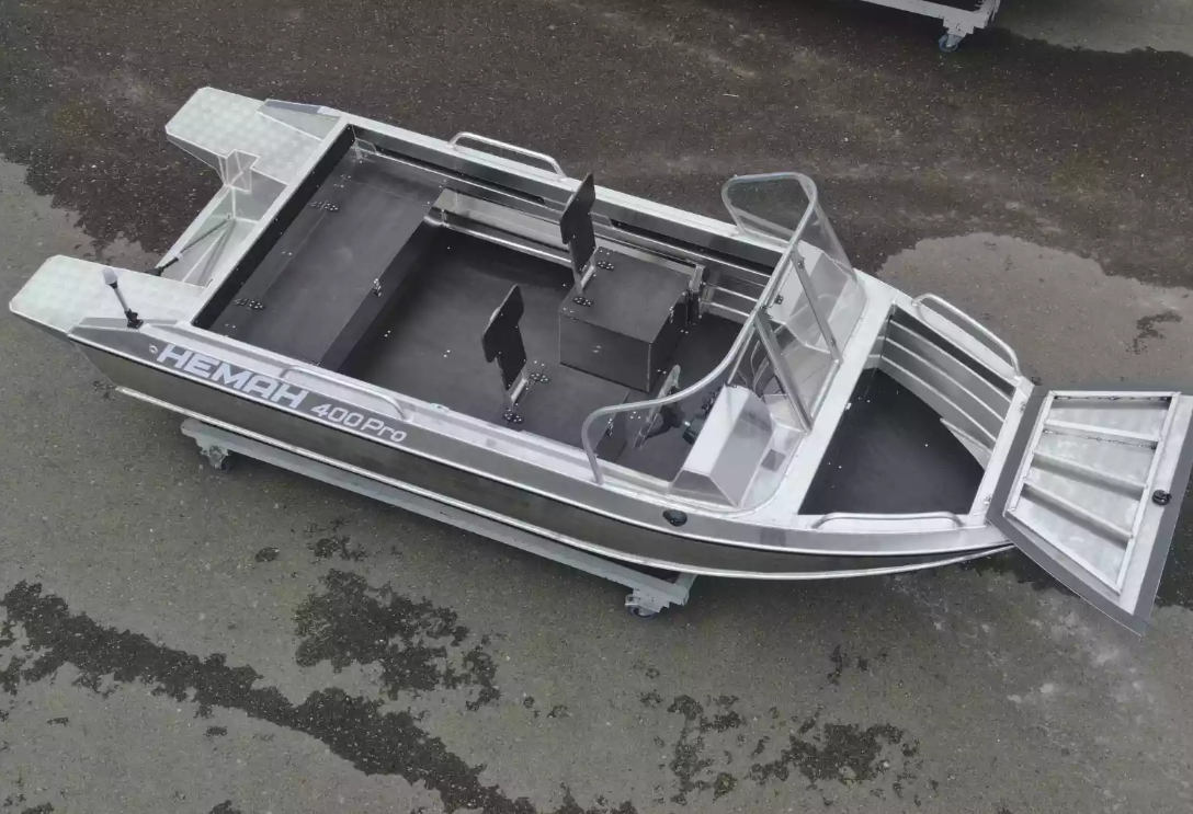 Алюминиевая лодка  Neman-400 PRO в Кемерово