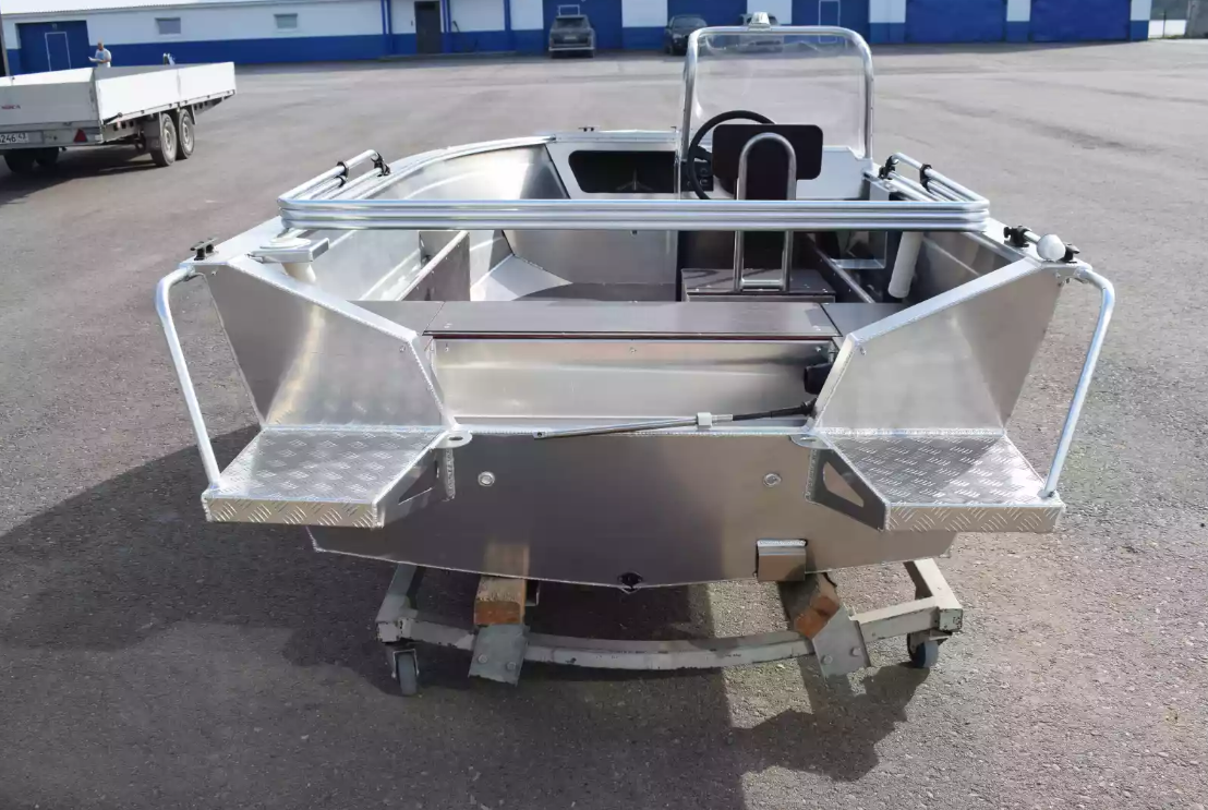 Алюминиевая лодка Неман-400 С в Кемерово