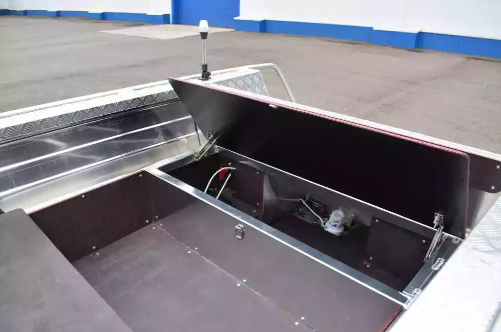 Алюминиевая лодка Wyatboat-390 DCM Увеличенный борт в Кемерово