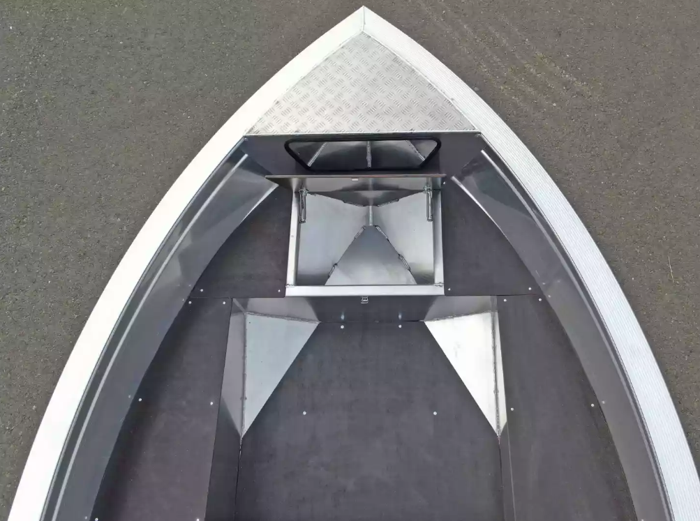 Алюминиевая лодка  Неман-420 в Кемерово