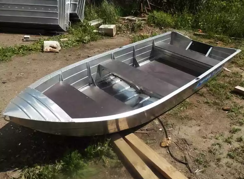 Алюминиевая лодка Вятка-Профи 37 в Кемерово