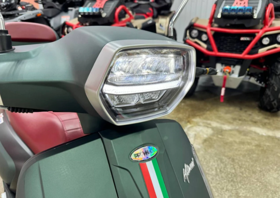 Скутер PROMAX Miami 240 (49) в Кемерово