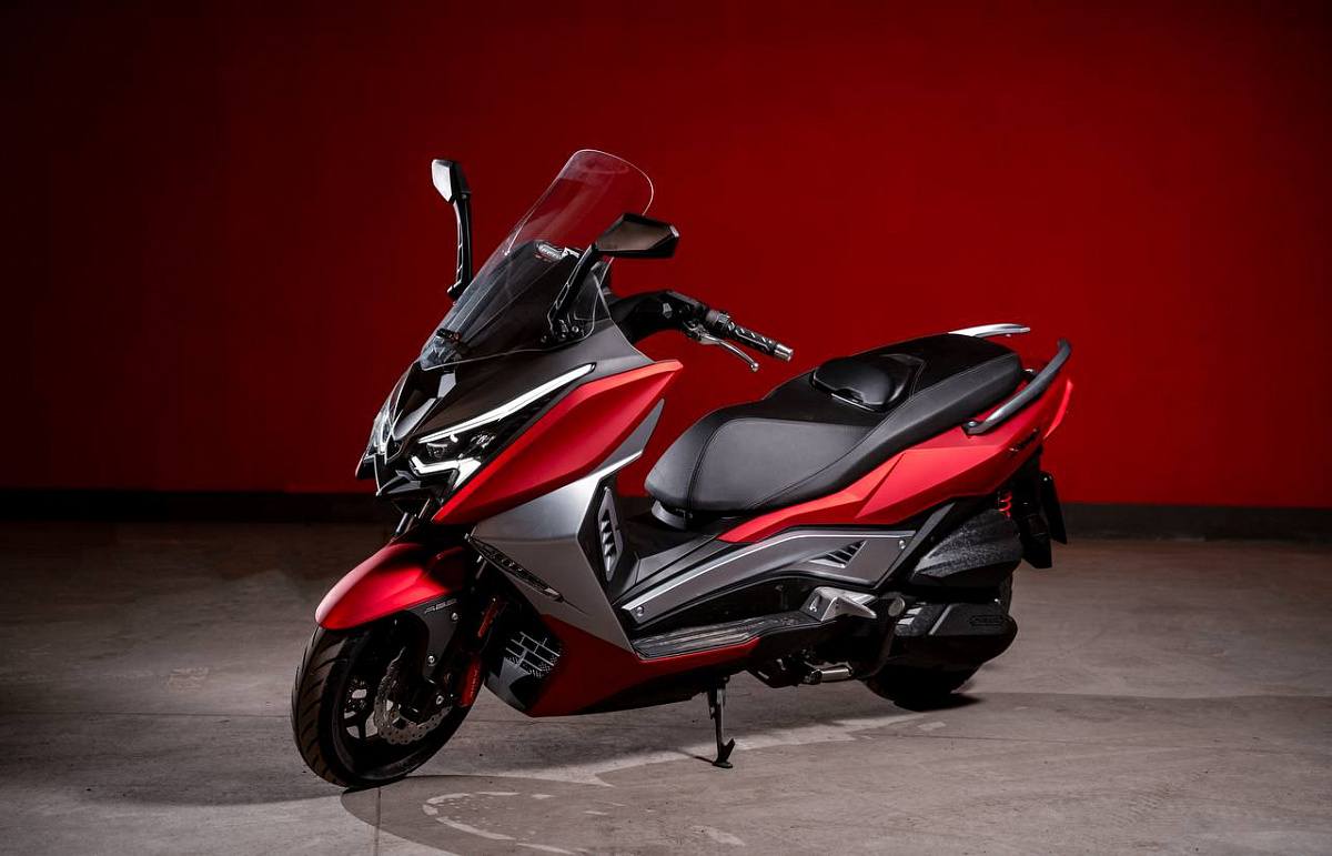 МАКСИСКУТЕР ARIIC 318 в Кемерово