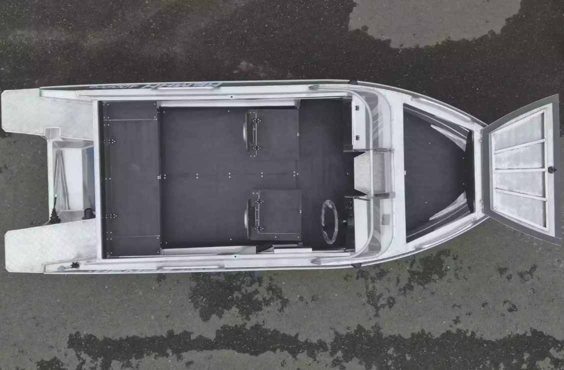 Алюминиевая лодка  Neman-400 PRO в Кемерово