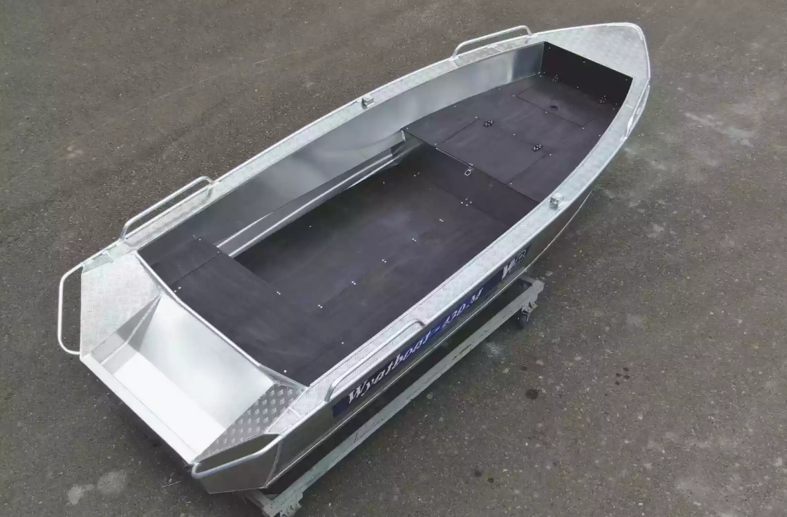 Алюминиевая лодка  Wyatboat-430М FISH в Кемерово