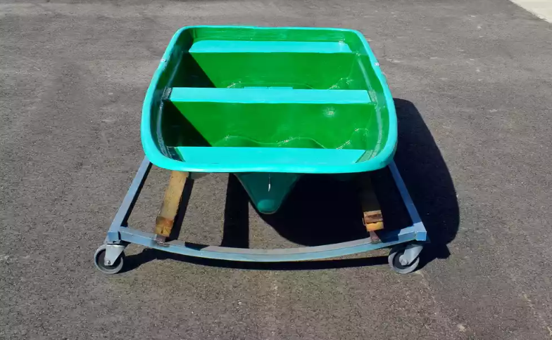 Стеклопластиковая лодка Старт (тримаран) в Кемерово