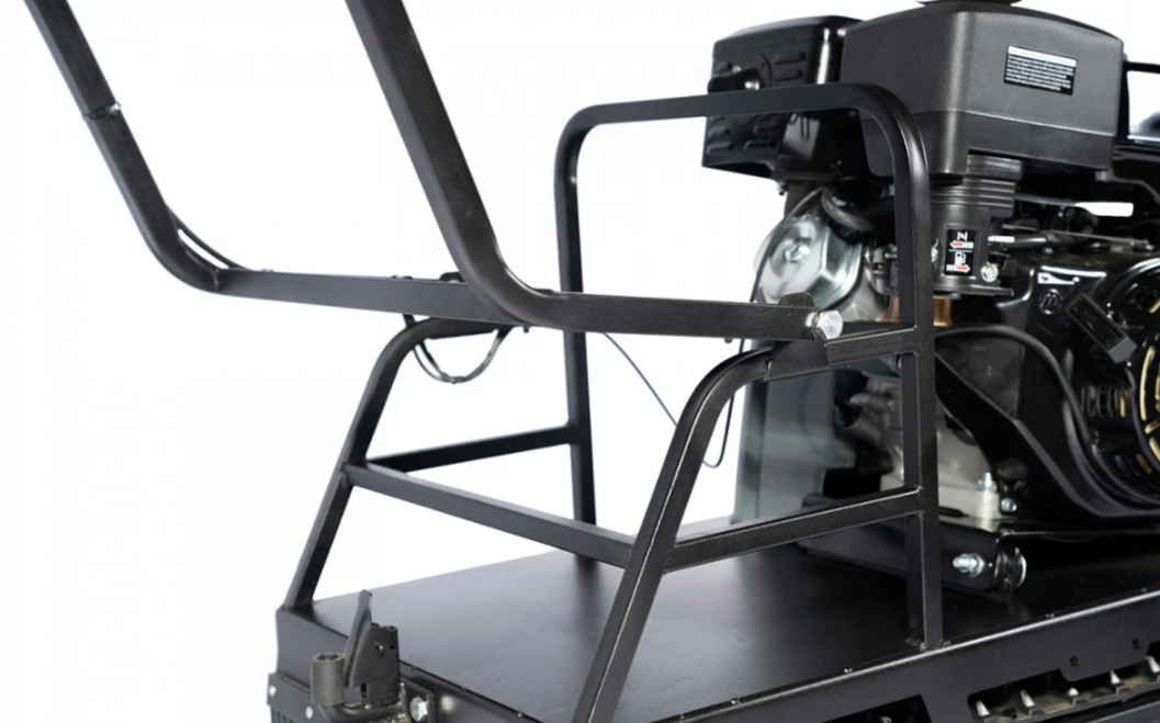 Мотобуксировщик БУРЛАК-M2 LFK 15 л.с. (передний привод, катки) в Кемерово