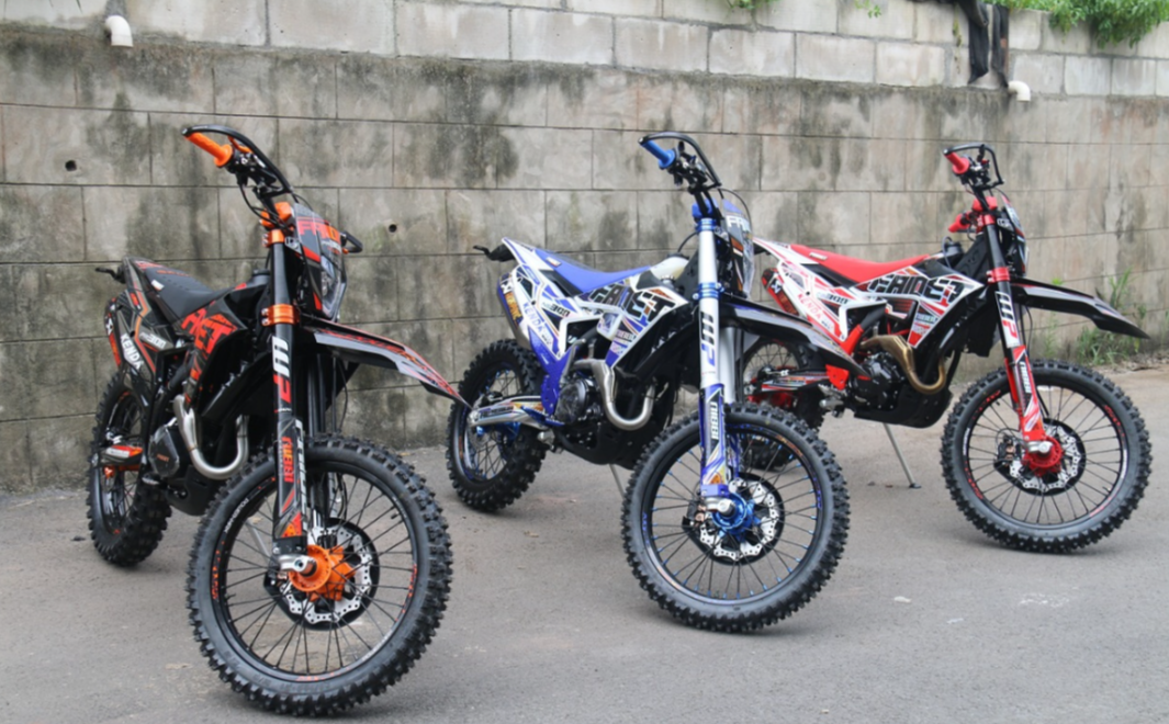 Кроссовый мотоцикл FAIDET NC300S ULTRA WP в Кемерово