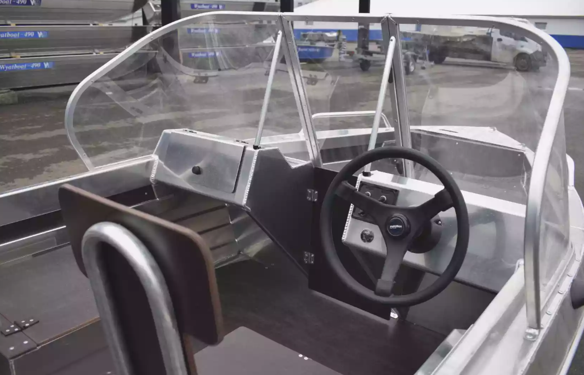 Алюминиевая лодка  Neman-400 DC в Кемерово