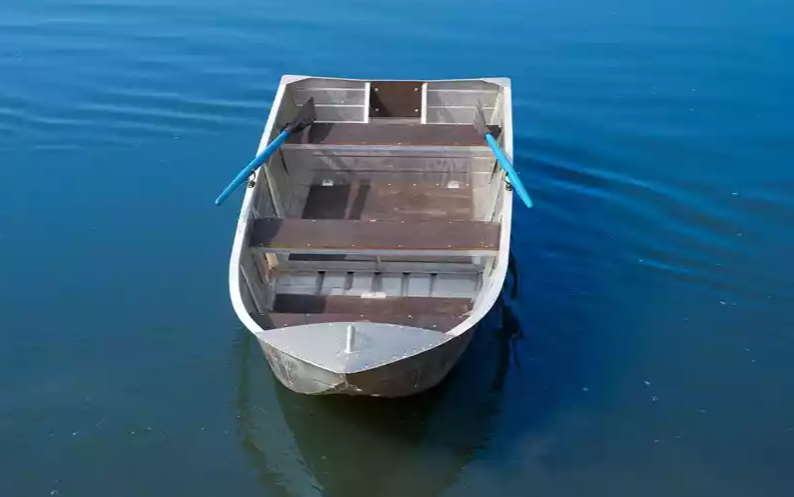 Алюминиевая лодка Вятка-Профи 37 в Кемерово