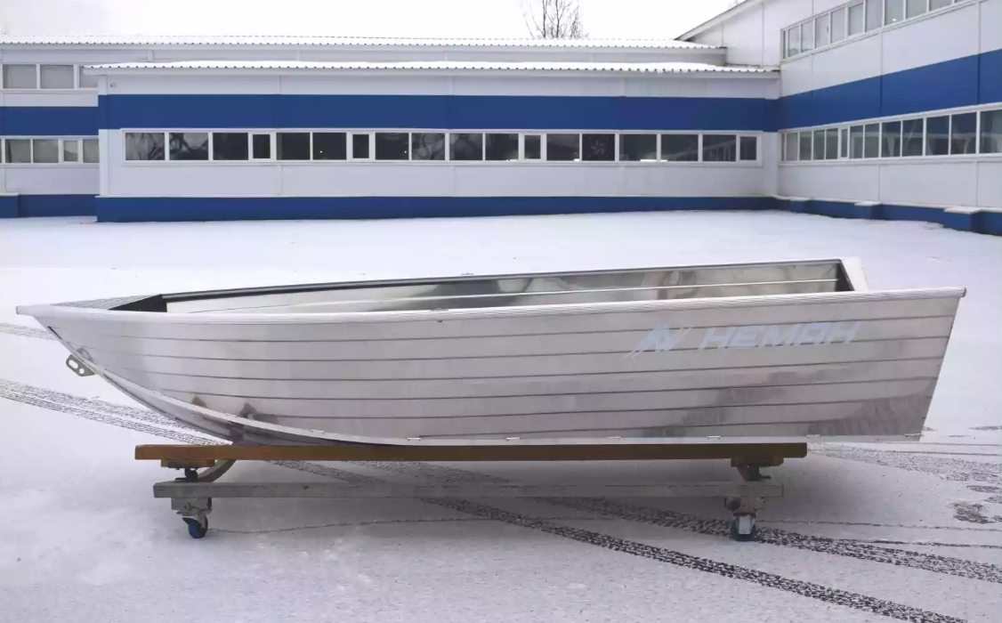 Алюминиевая лодка Неман-400 в Кемерово