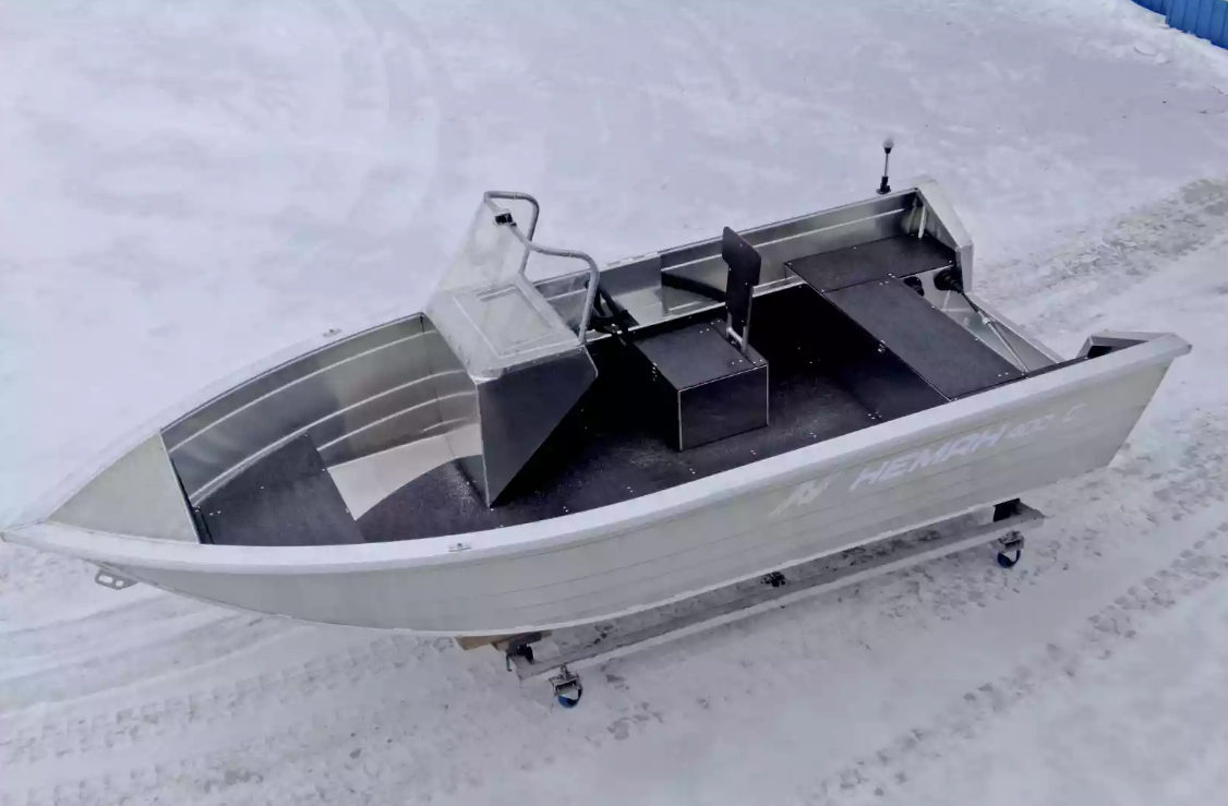 Алюминиевая лодка Неман-400 С в Кемерово