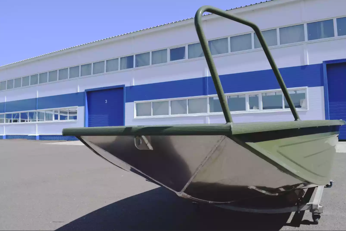 Алюминиевая лодка  Wyatboat-430 Master Fish в Кемерово