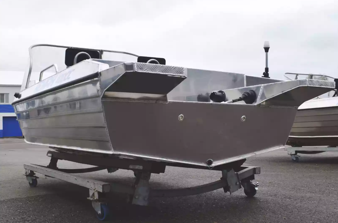 Алюминиевая лодка  Neman-400 DC в Кемерово