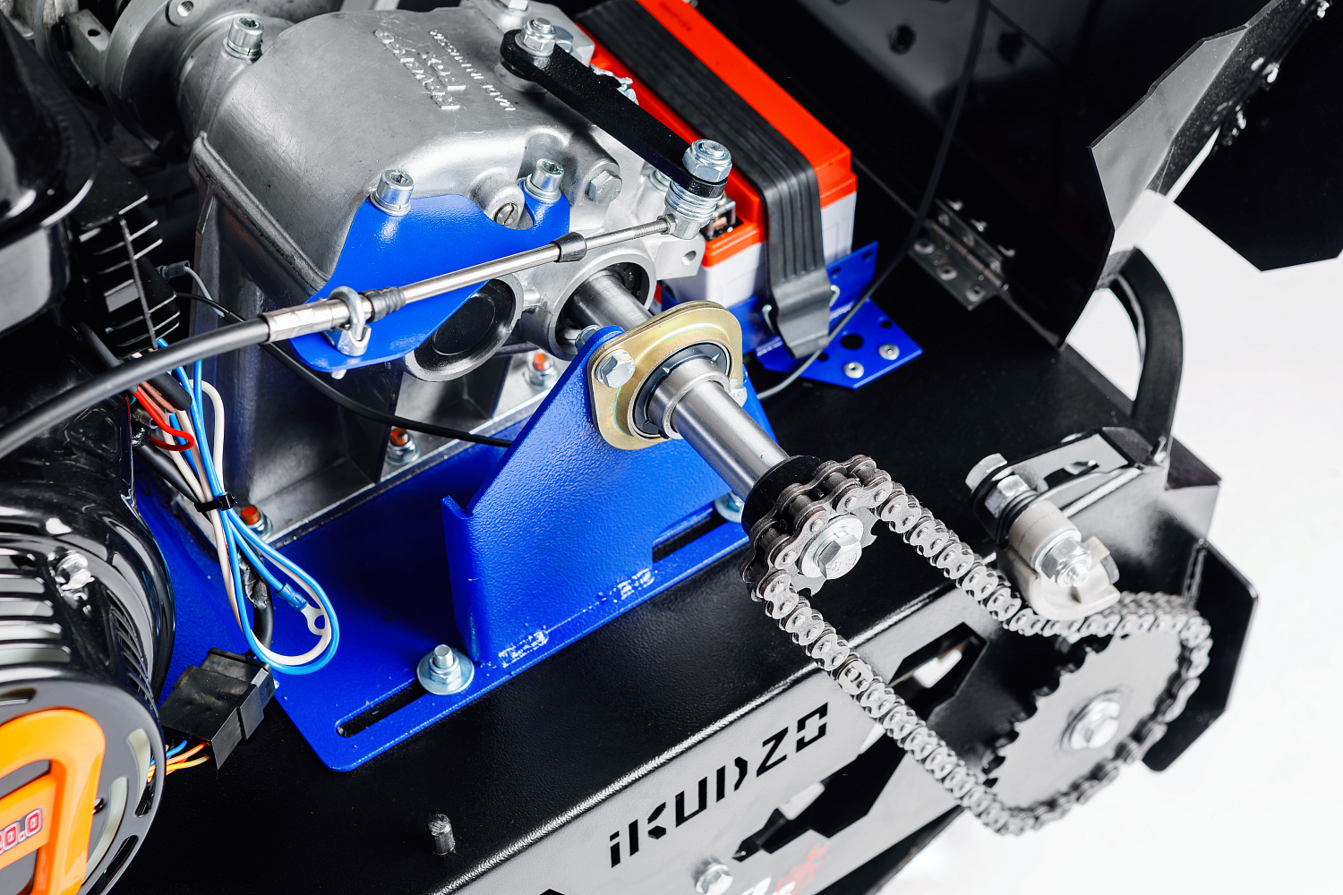 МОТОБУКСИРОВЩИК IKUDZO LONG 2.0 1700/500 EKR19 в Кемерово