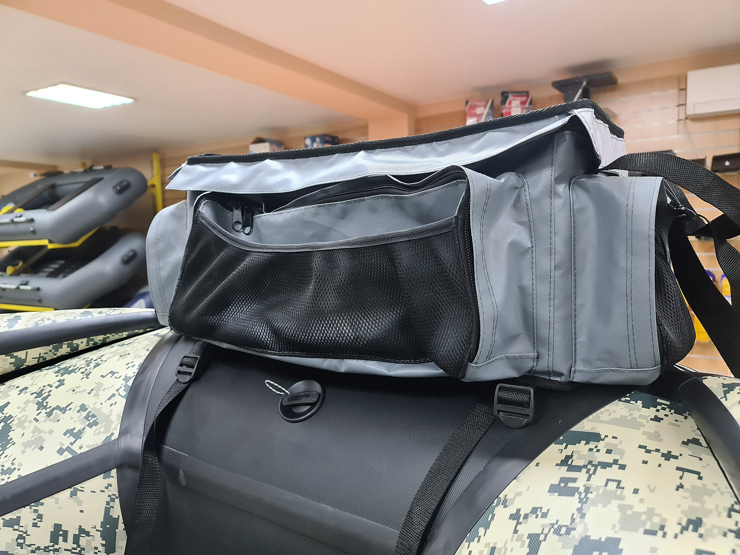 СУМКА ЛЮКС НА БАЛЛОН ДЛЯ ЛОДОК ПВХ 50Х25Х25 СМ в Кемерово